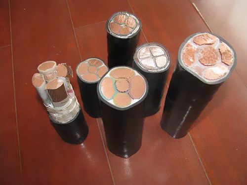 低煙無鹵電線電纜用的機(jī)器設(shè)置